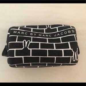 NEW Marc by Marc Jacobs Make-up Pouch